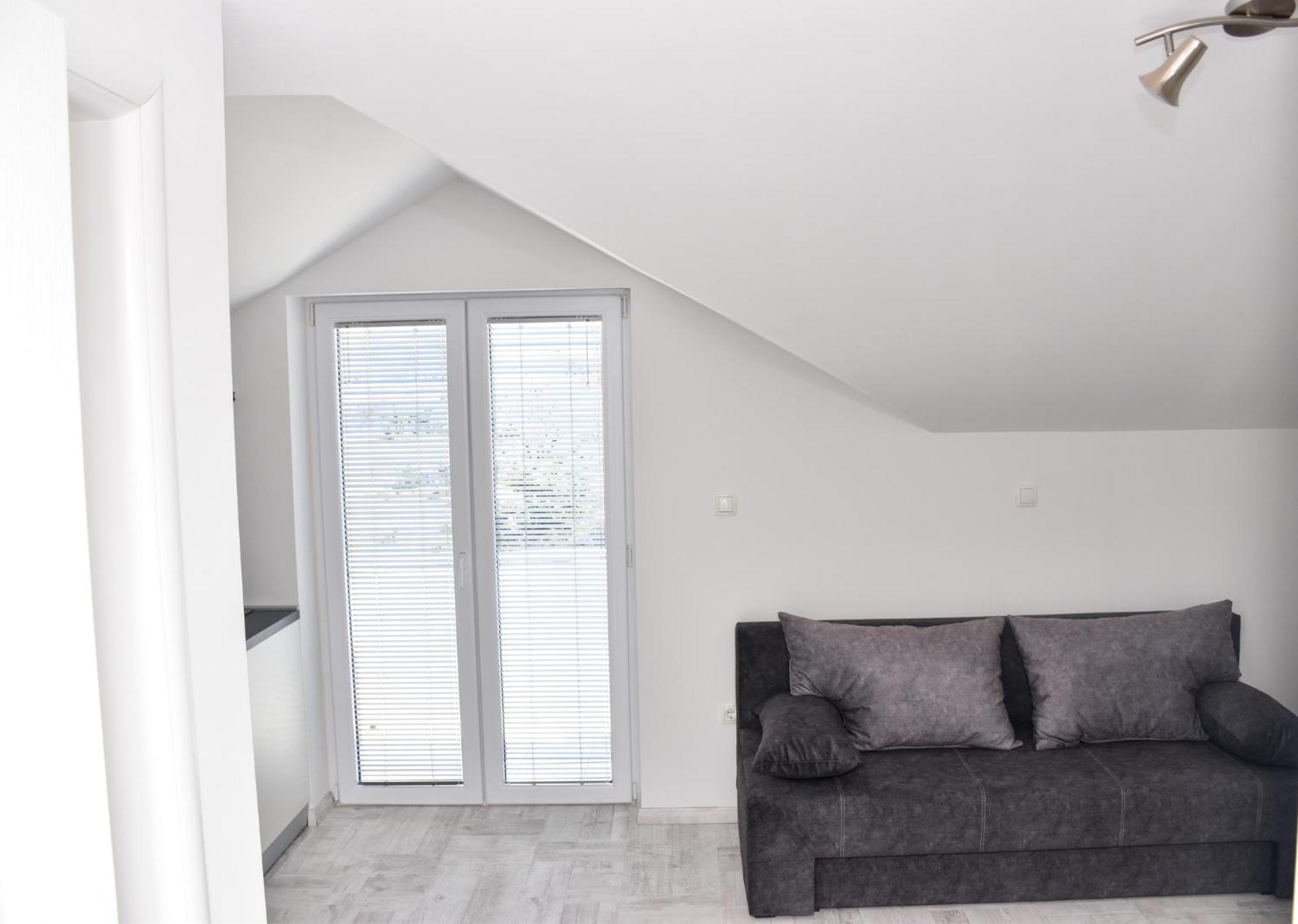 Apartmani Niko 扎达尔 外观 照片