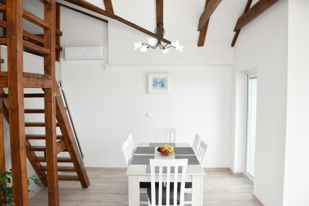 Apartmani Niko 扎达尔 外观 照片