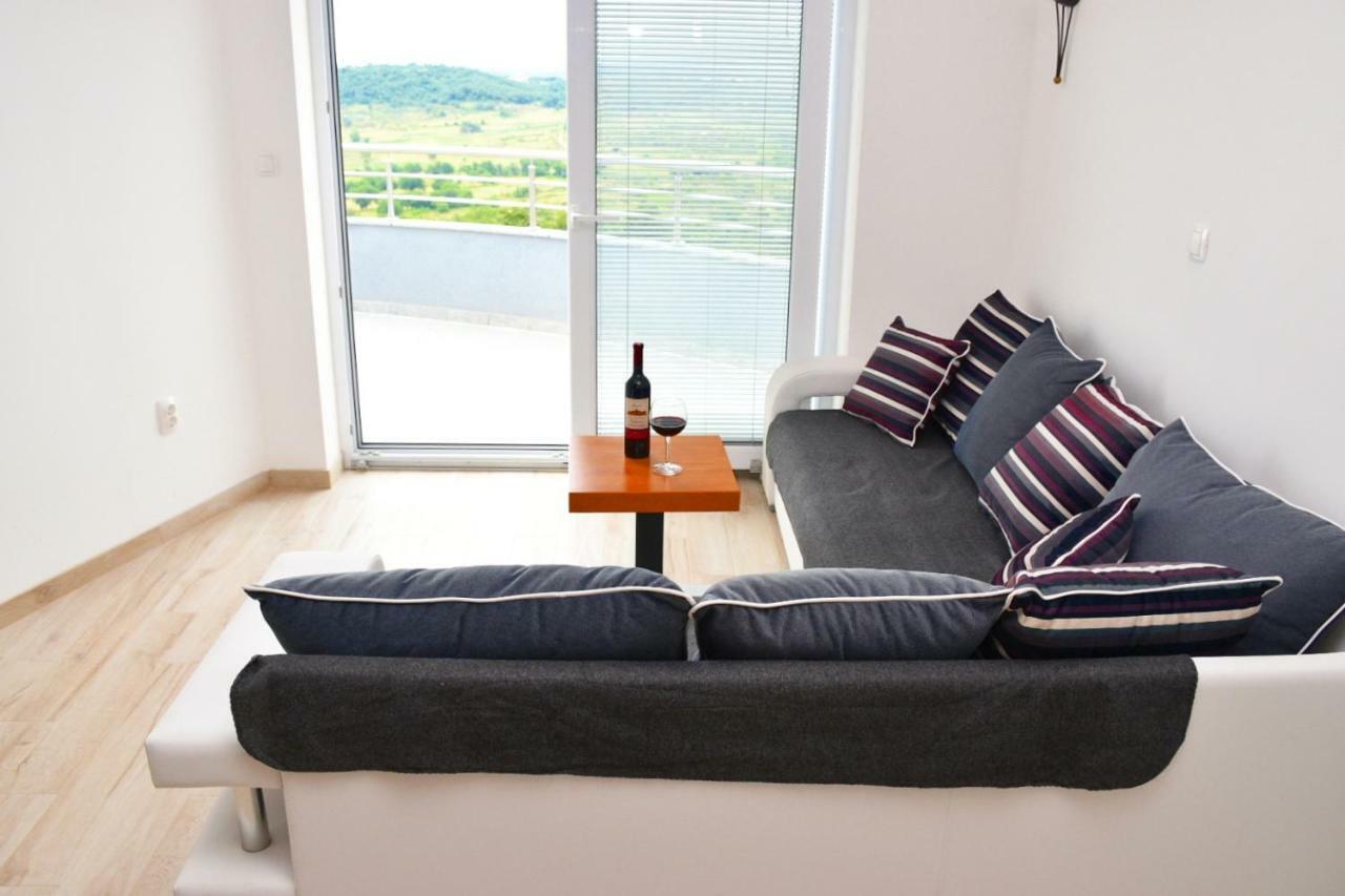 Apartmani Niko 扎达尔 外观 照片