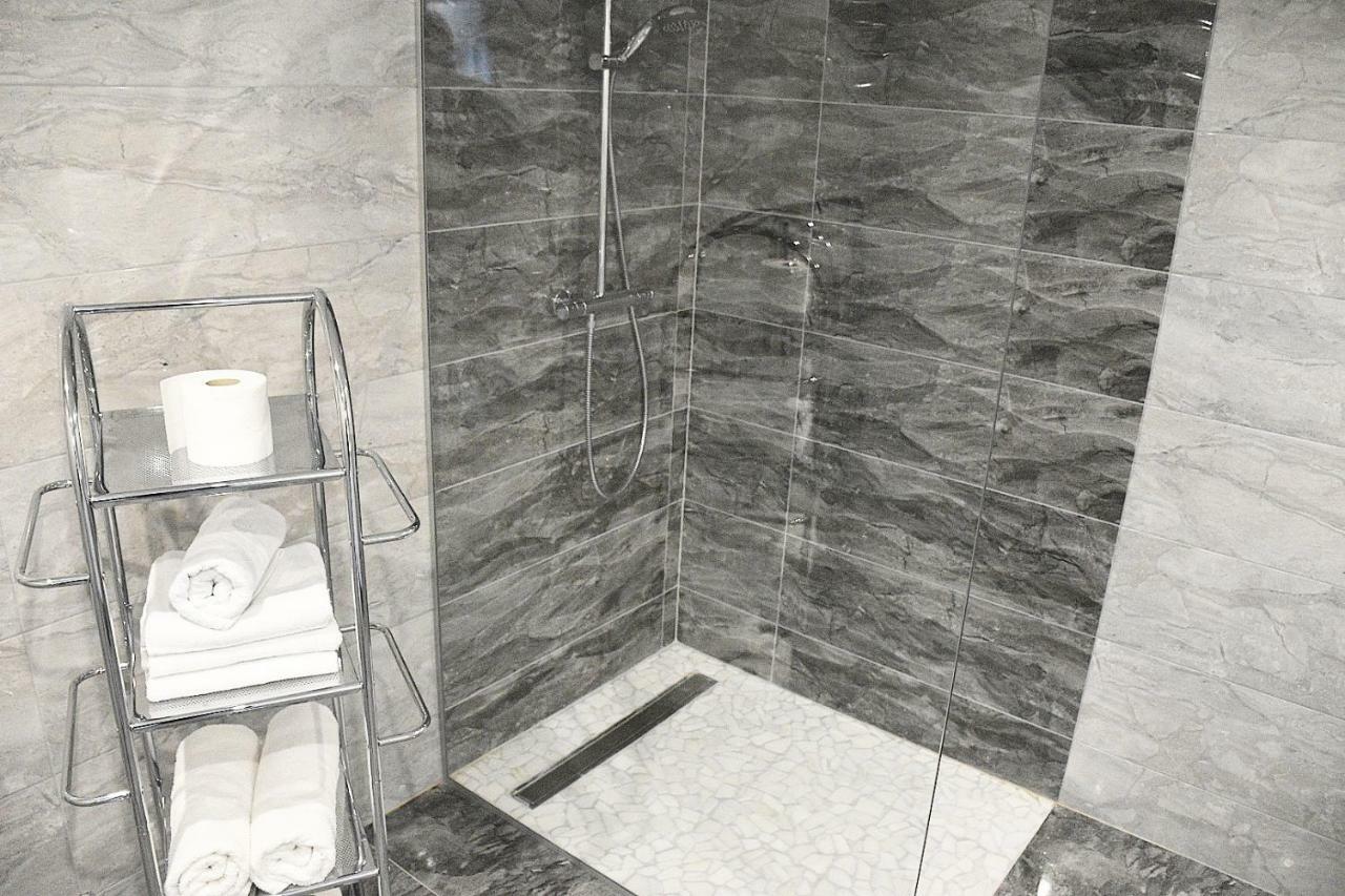 Apartmani Niko 扎达尔 外观 照片