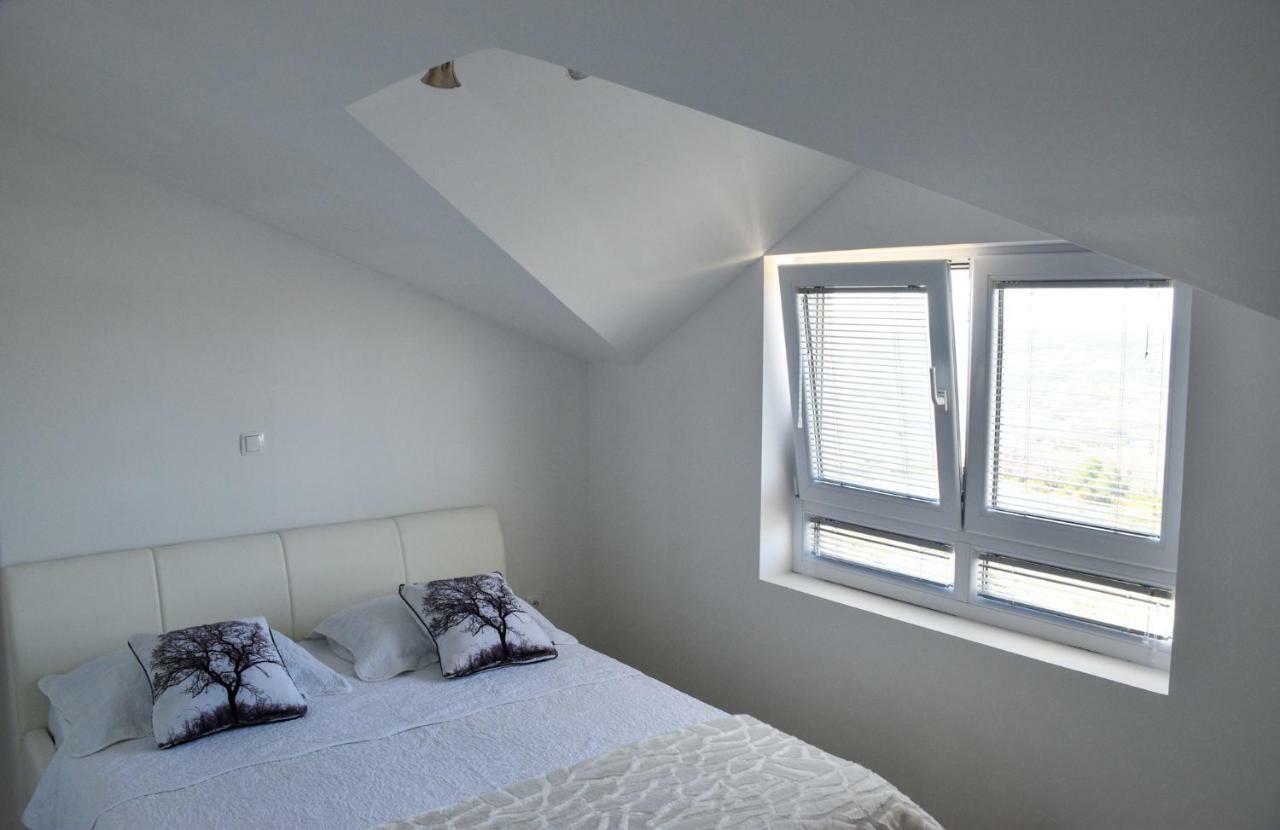 Apartmani Niko 扎达尔 外观 照片